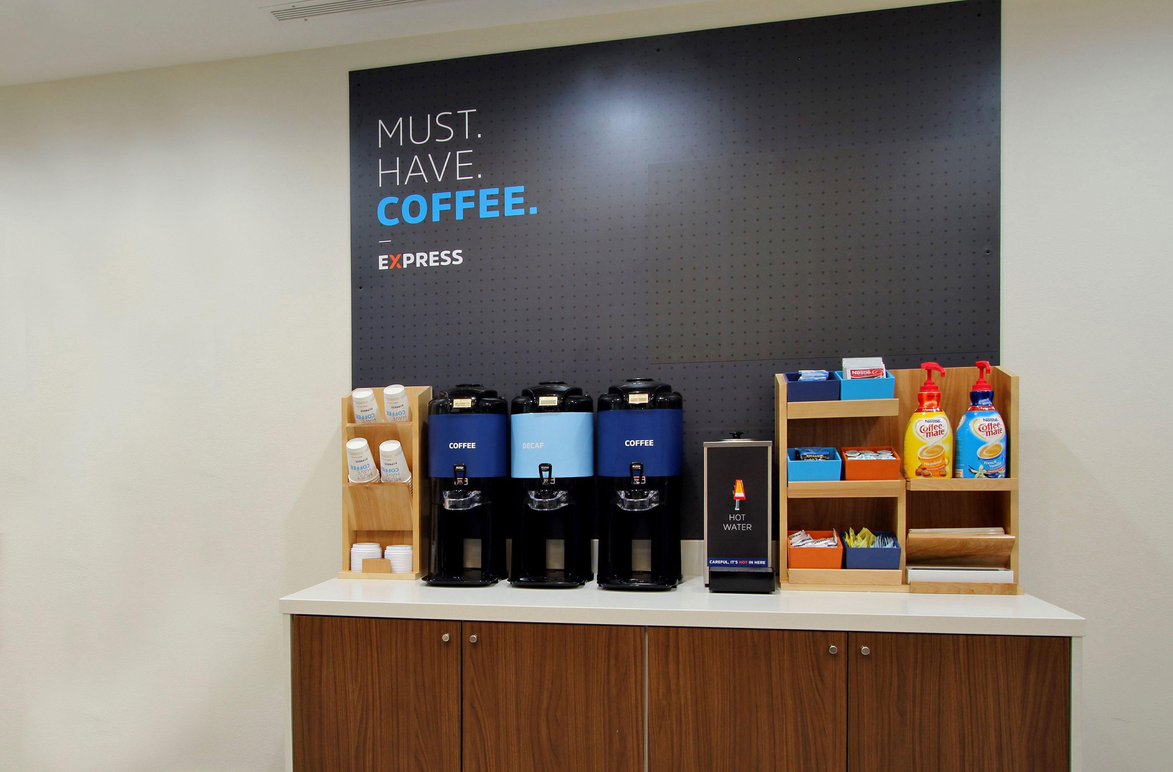 Holiday Inn Express Hotel & Suites Forest By Ihg Buitenkant foto